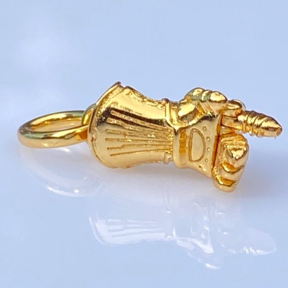 Marvel The Avengers Infinity Gauntlet Dangle Charm - Picture 8 of 12